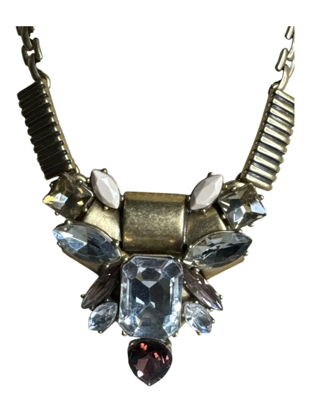 Vintage-Inspired Statement Necklace With Rhinestone Pendant & Gold-Tone Chain 16